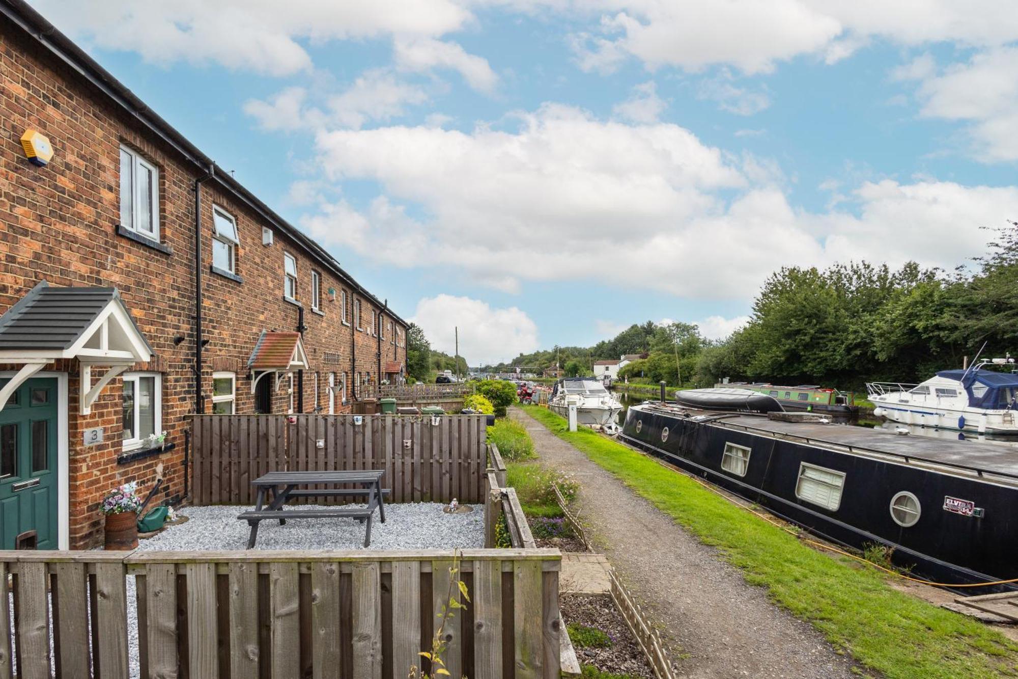 Canal Side Cottage Wakefield Stanley  Exterior foto